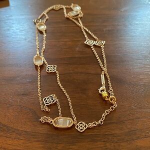 Kendra Scott Elegant Gold Necklace with Intricate Design